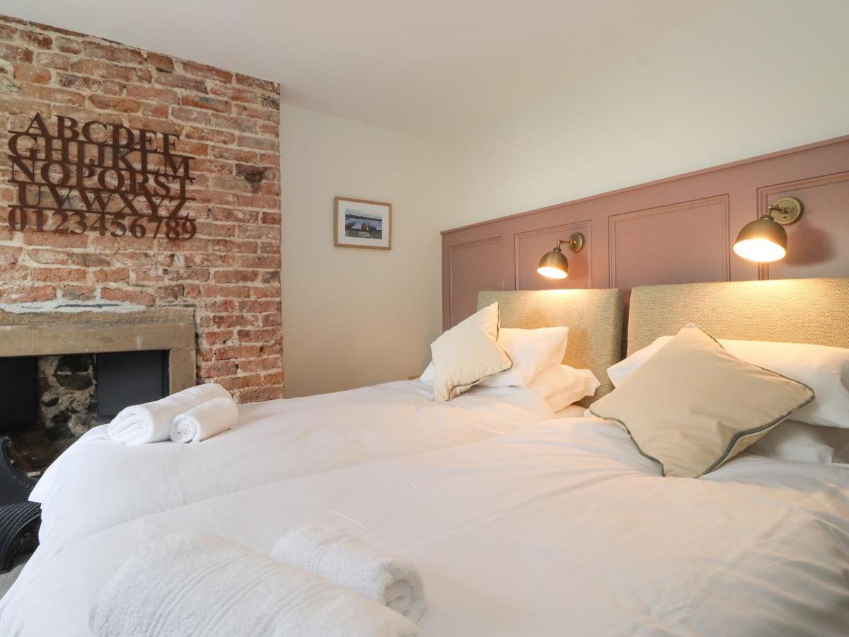 Fran'S Nest Villa Кесвик Екстериор снимка
