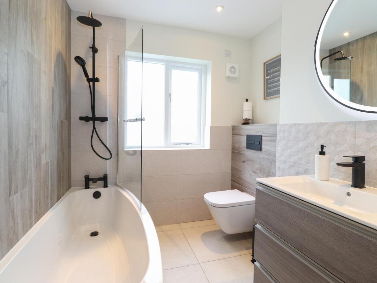 Fran'S Nest Villa Кесвик Екстериор снимка
