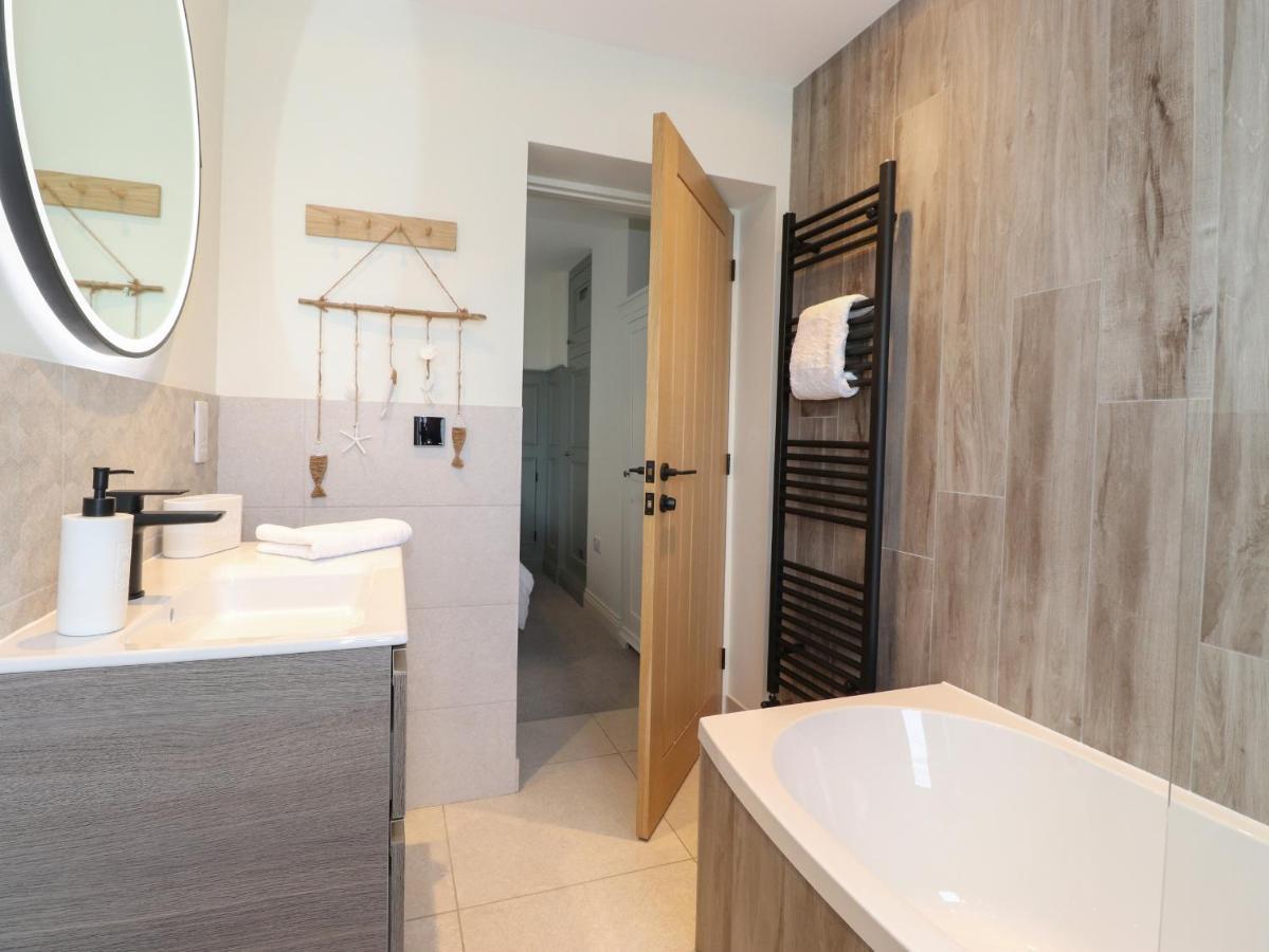 Fran'S Nest Villa Кесвик Екстериор снимка